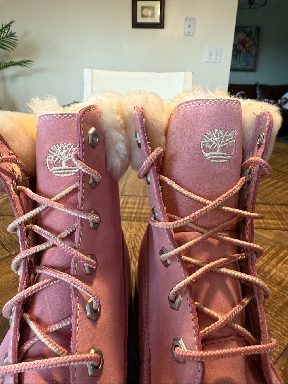 Timberland woman’s waterproof boots , sz 9 - Picture 3 of 14